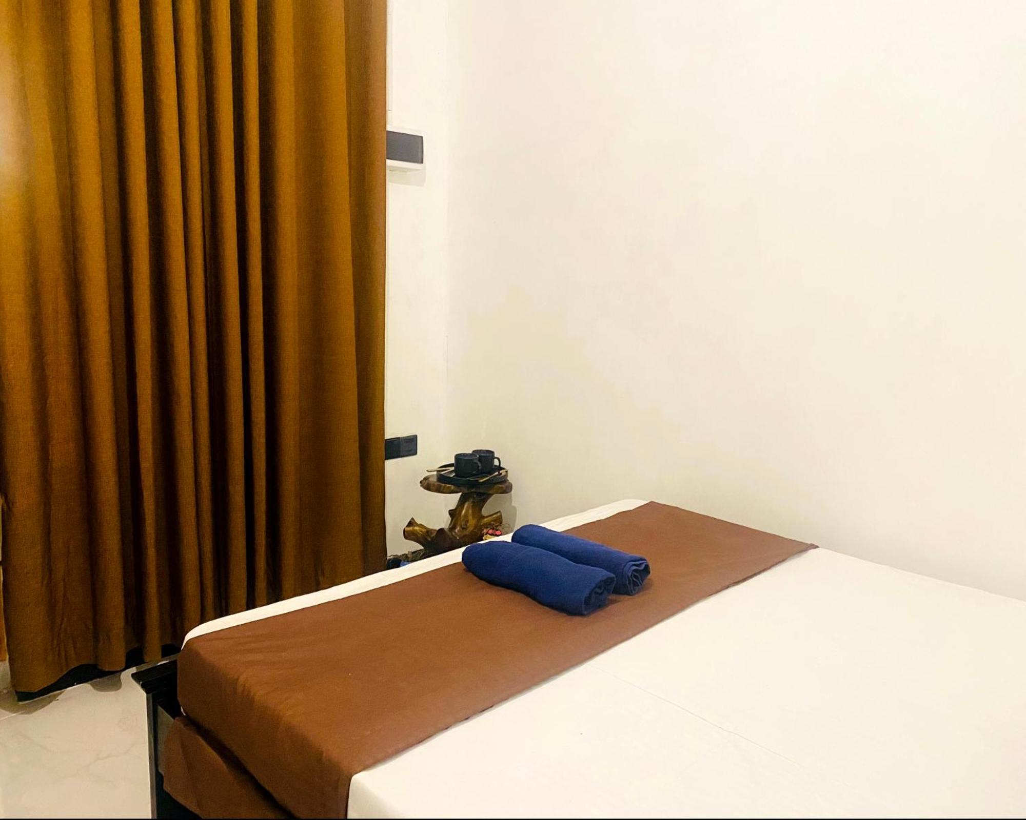 Fly Infinity - Home Stay แคนดี้ ภายนอก รูปภาพ