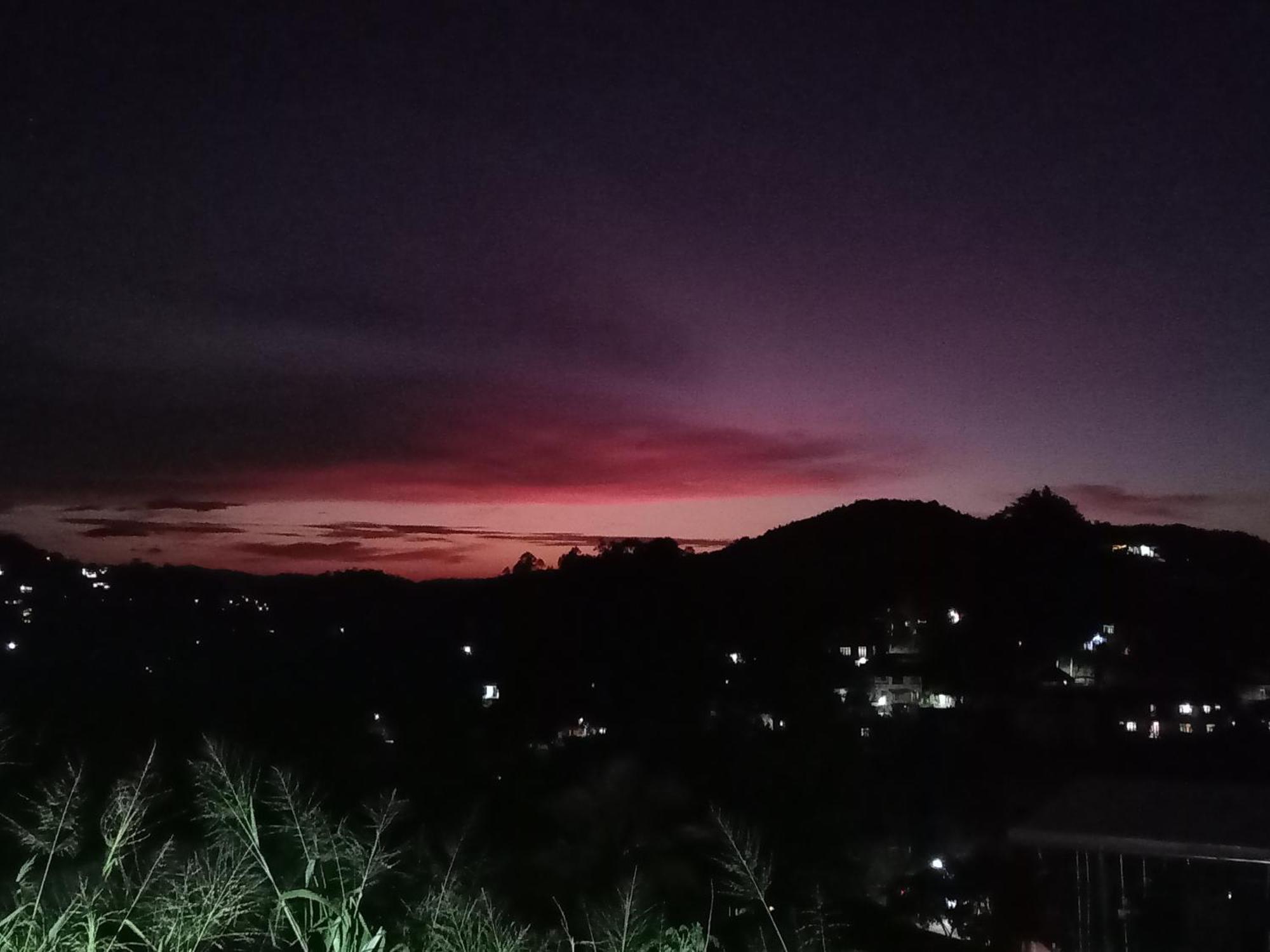 Fly Infinity - Home Stay แคนดี้ ภายนอก รูปภาพ